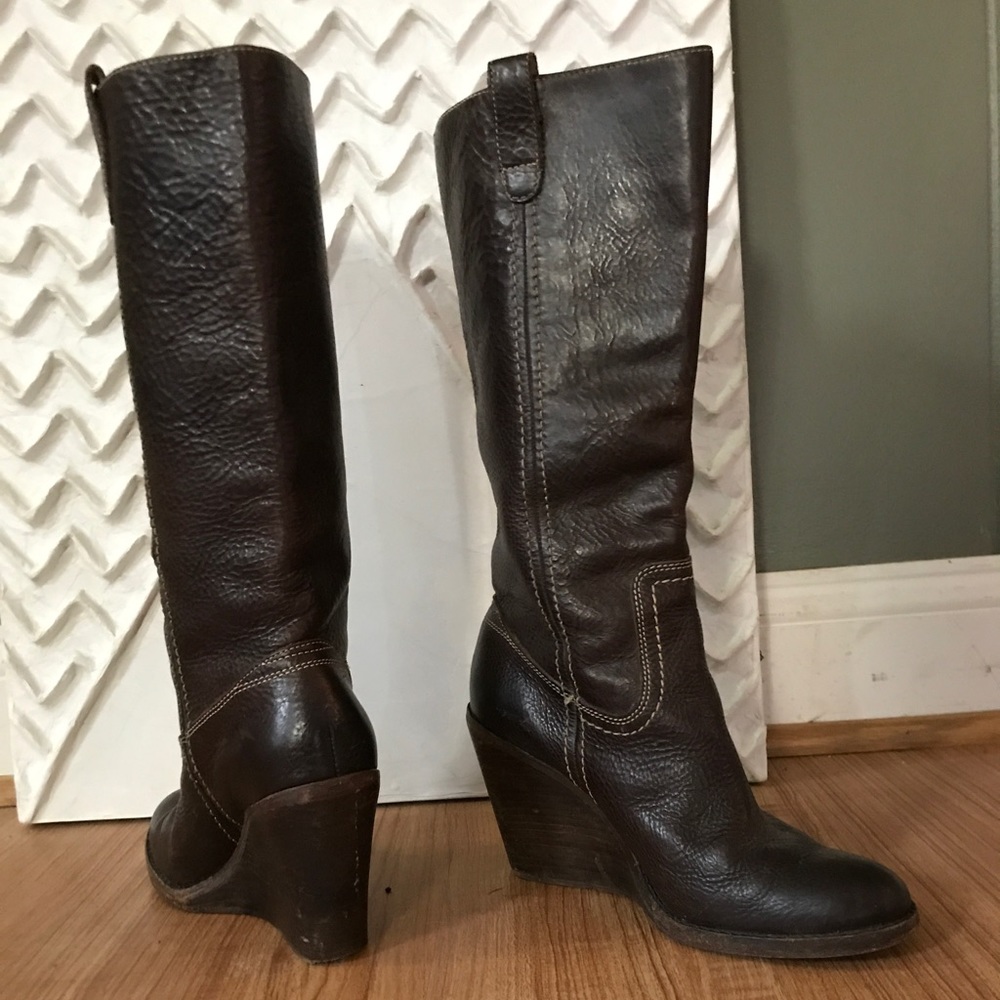 Frye Wedge, Mid-calf boot with Stitching details